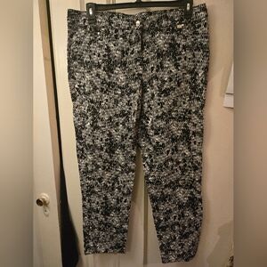 TanJay Black and White Patterned Cropped Jeans